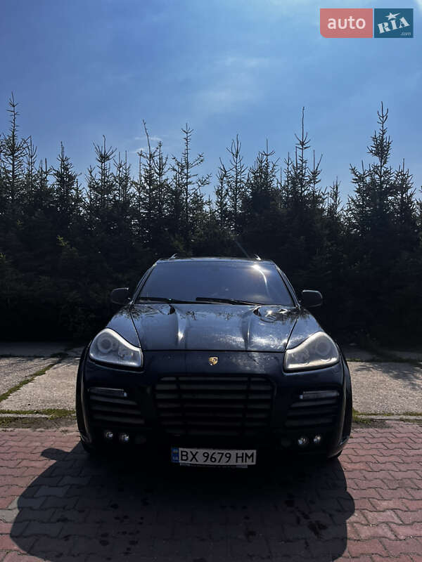 2004 porsche cayenne