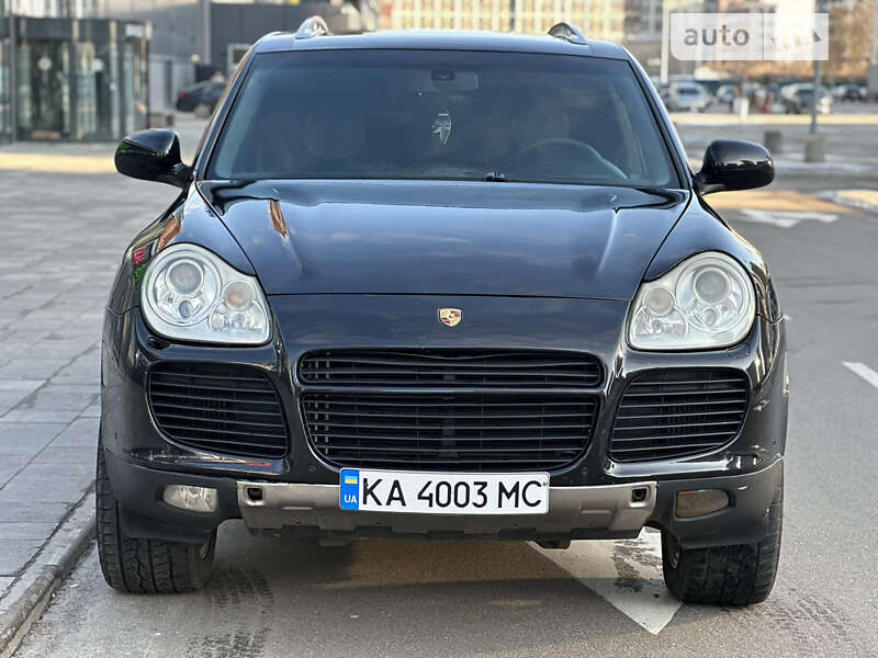 2005 porsche cayenne