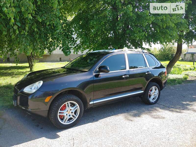 2004 porsche cayenne