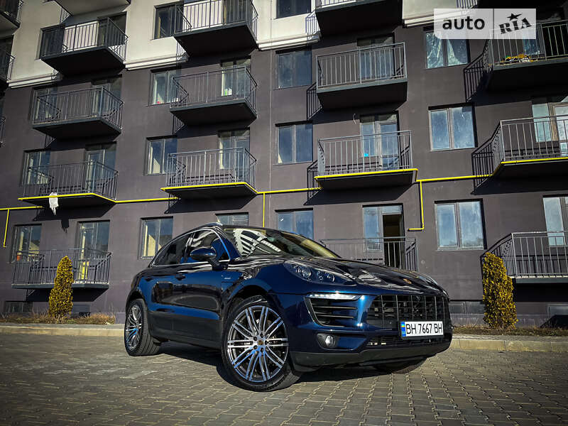 2016 porsche macan
