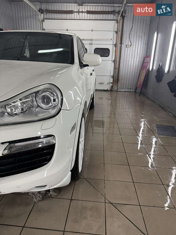 2008 porsche cayenne