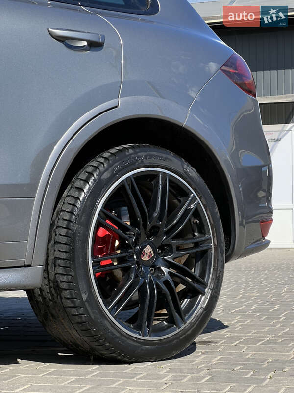 2014 porsche cayenne