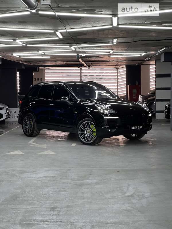 2016 porsche cayenne