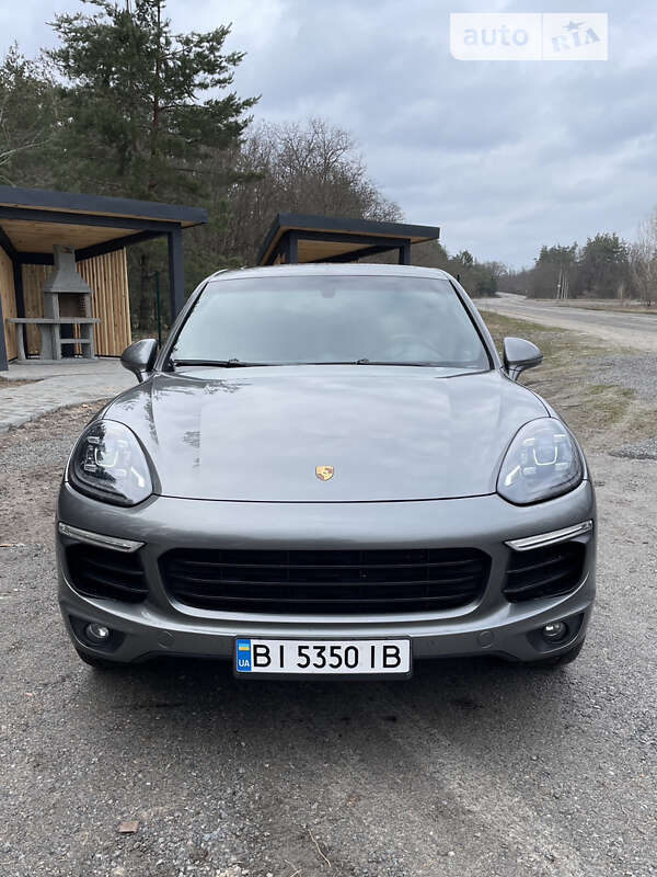 2015 porsche cayenne