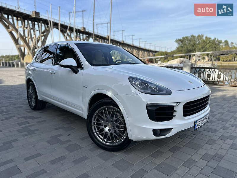 2015 porsche cayenne