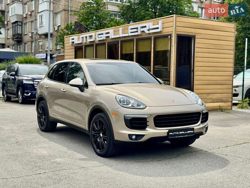 2015 porsche cayenne
