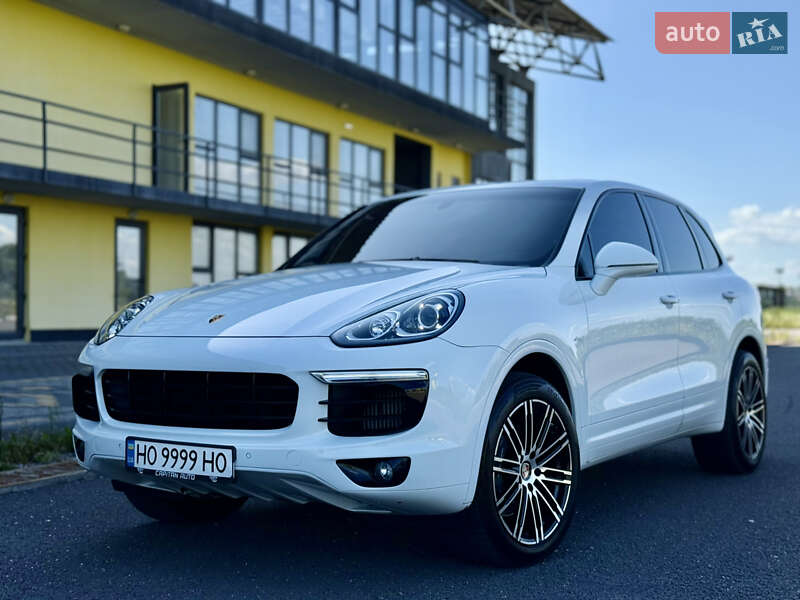 2015 porsche cayenne