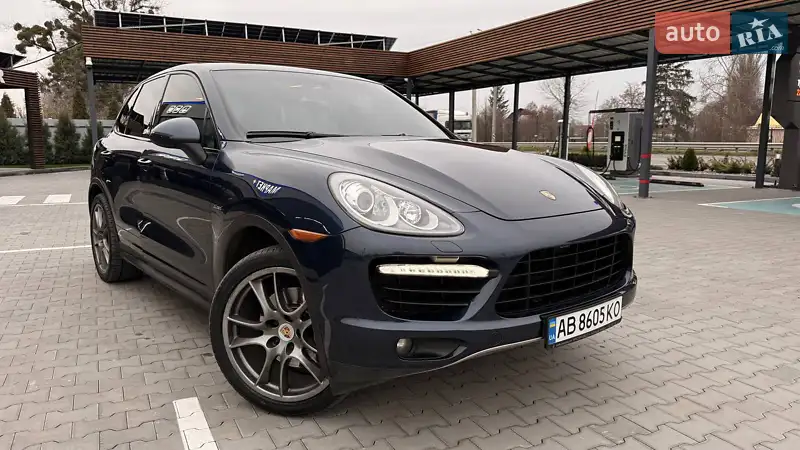 2012 porsche cayenne