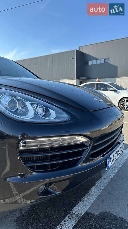 2012 porsche cayenne