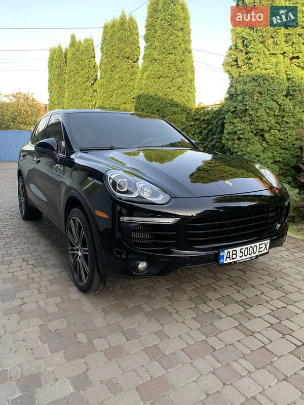 2016 porsche cayenne