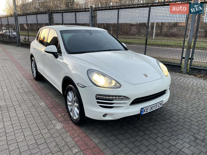 2010 porsche cayenne