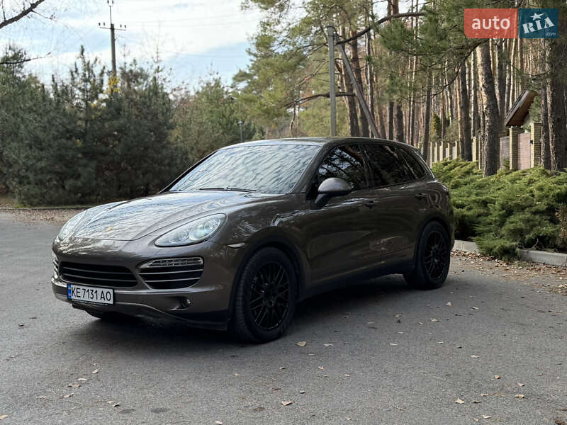 2010 porsche cayenne