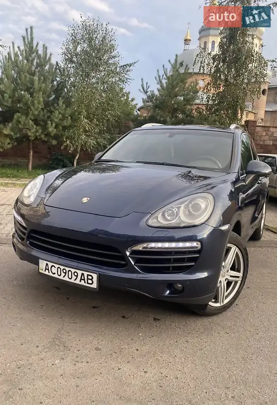 2010 porsche cayenne