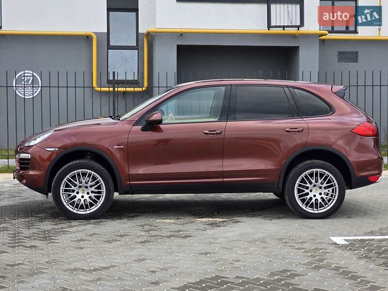 2011 porsche cayenne