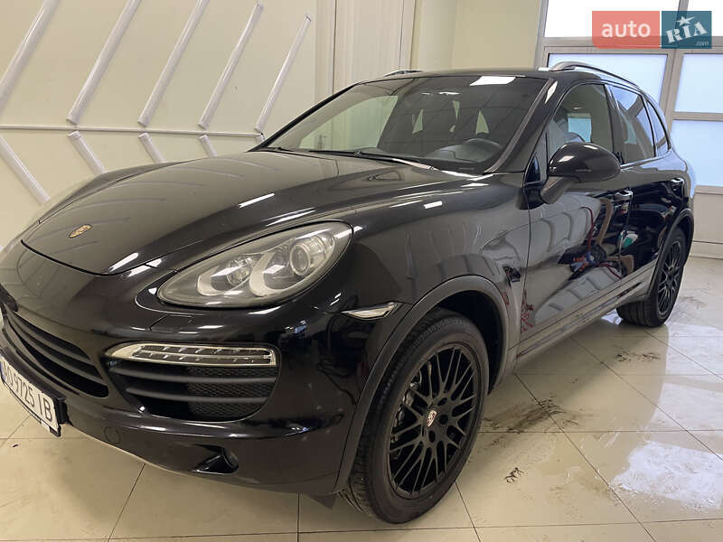 2010 porsche cayenne