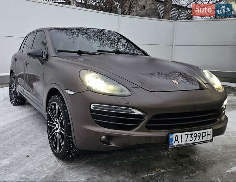 2010 porsche cayenne