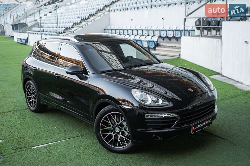 2010 porsche cayenne