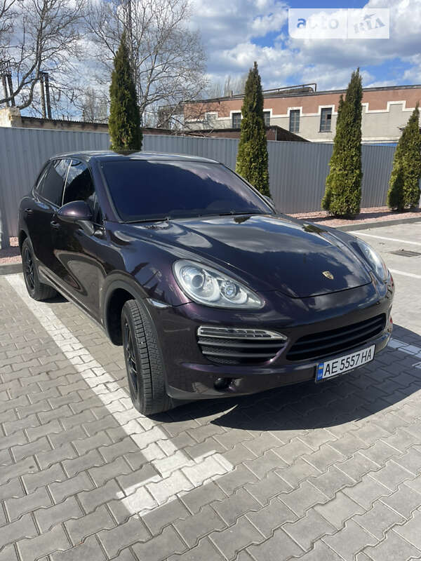 2011 porsche cayenne