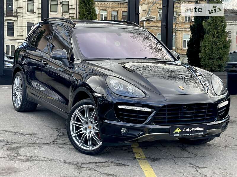 2010 porsche cayenne