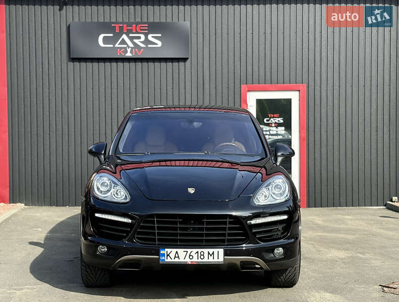 2011 porsche cayenne