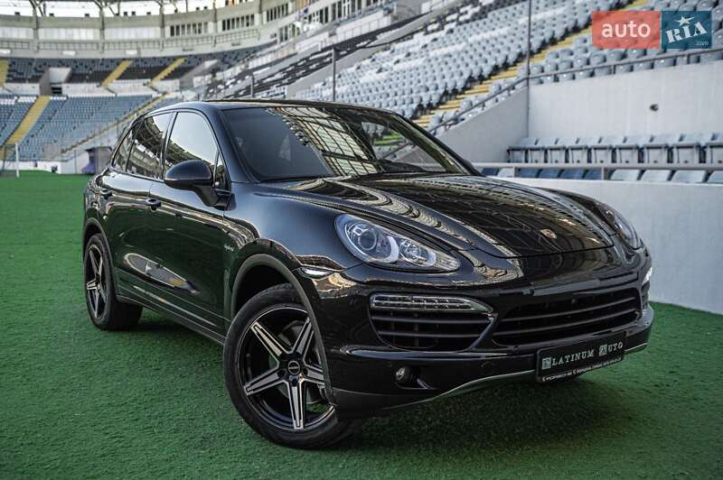 2010 porsche cayenne