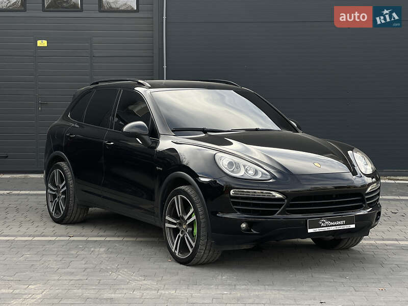 2011 porsche cayenne