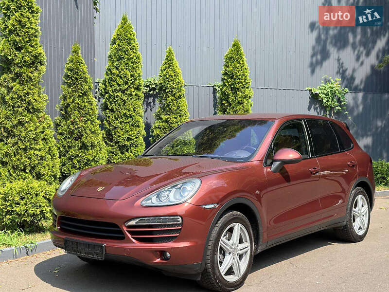 2012 porsche cayenne