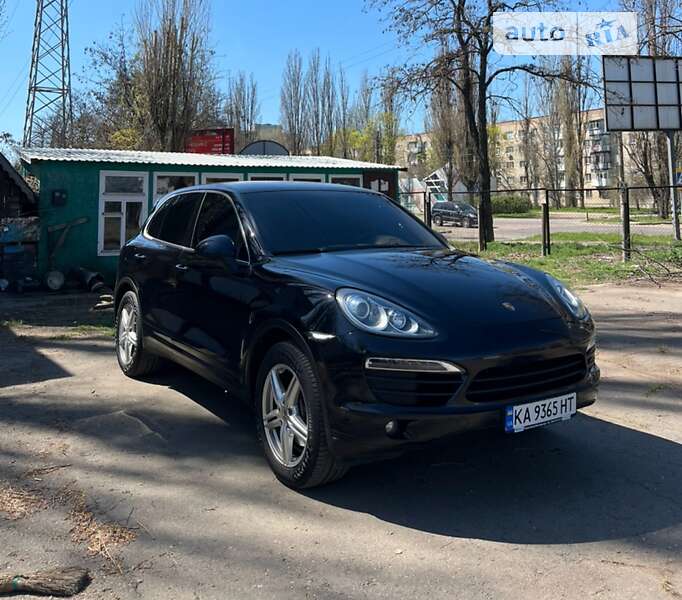 2012 porsche cayenne