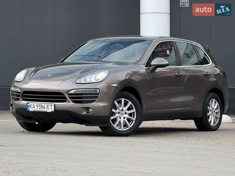 2012 porsche cayenne