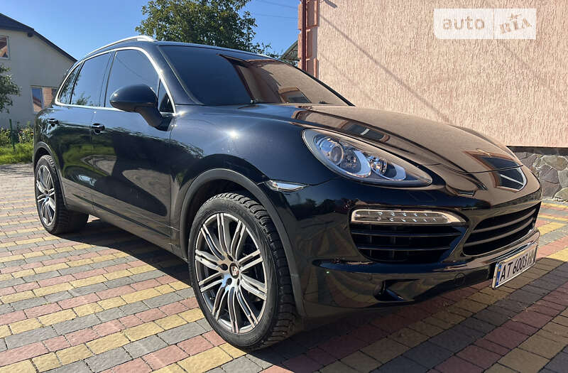 2011 porsche cayenne