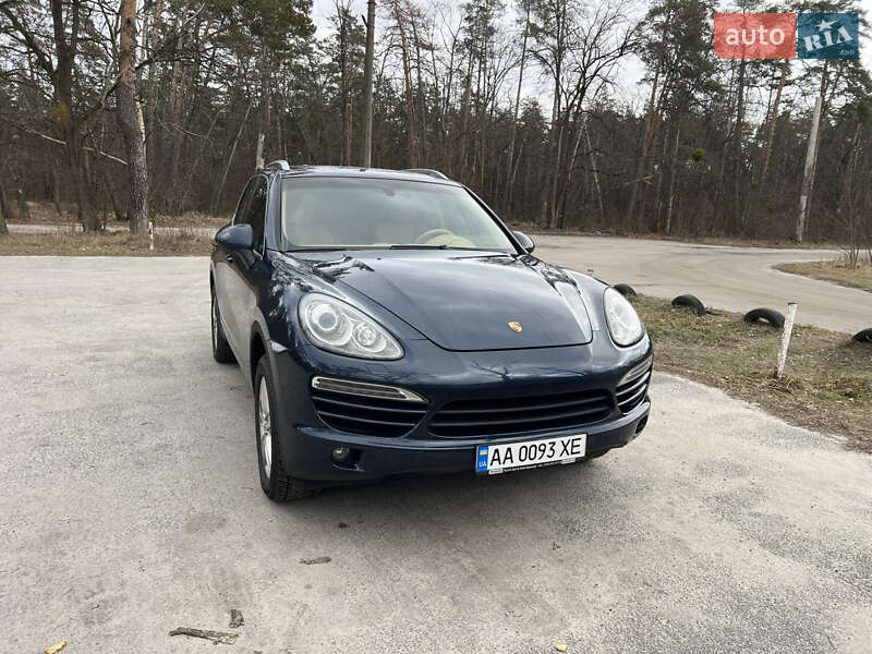 2012 porsche cayenne
