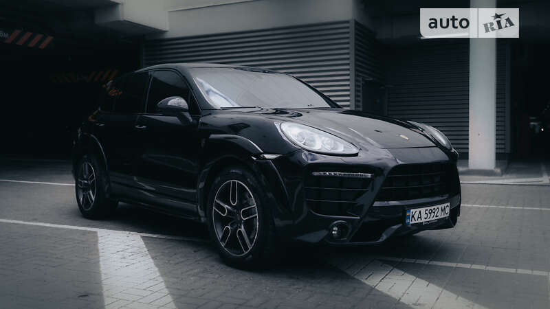 2012 porsche cayenne