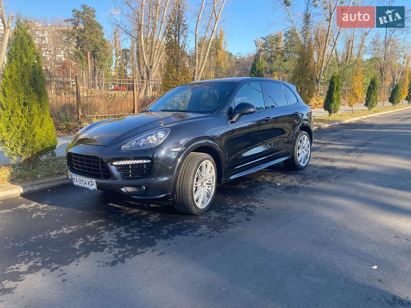2012 porsche cayenne