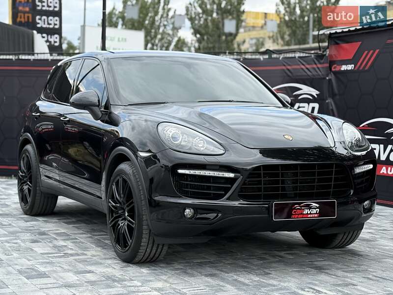 2012 porsche cayenne
