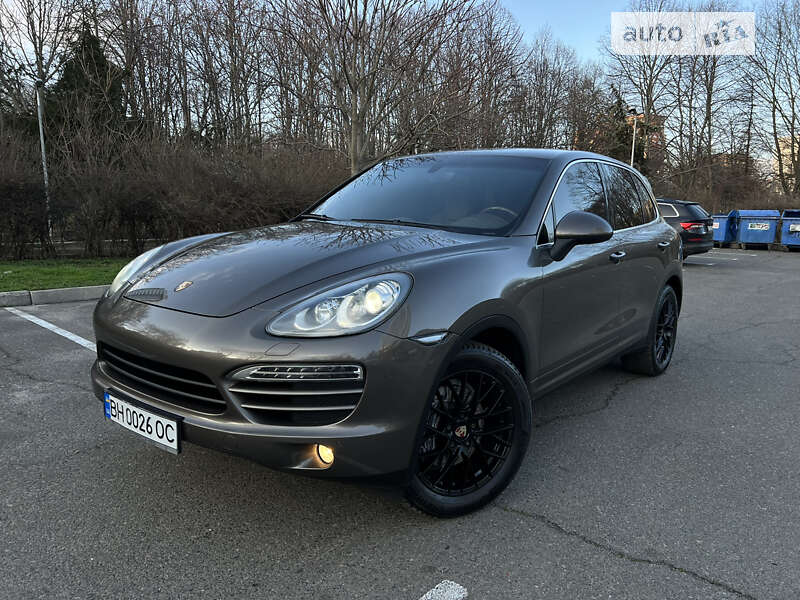 2012 porsche cayenne