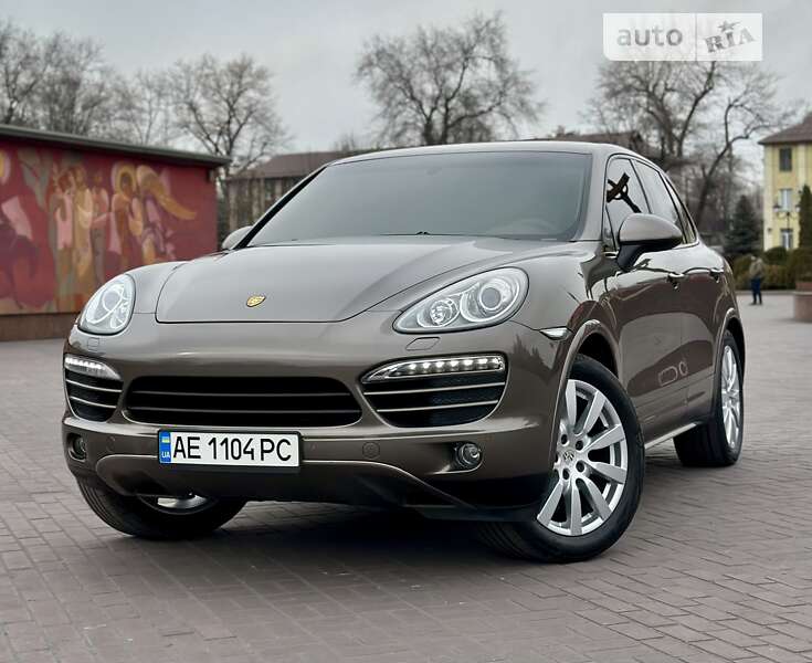 2012 porsche cayenne