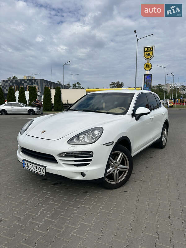 2013 porsche cayenne