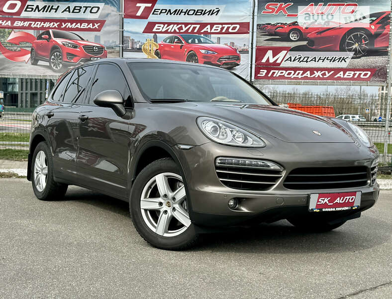 2012 porsche cayenne