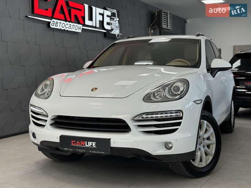 2012 porsche cayenne