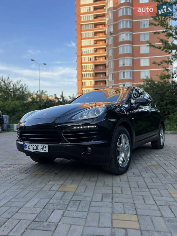 2012 porsche cayenne