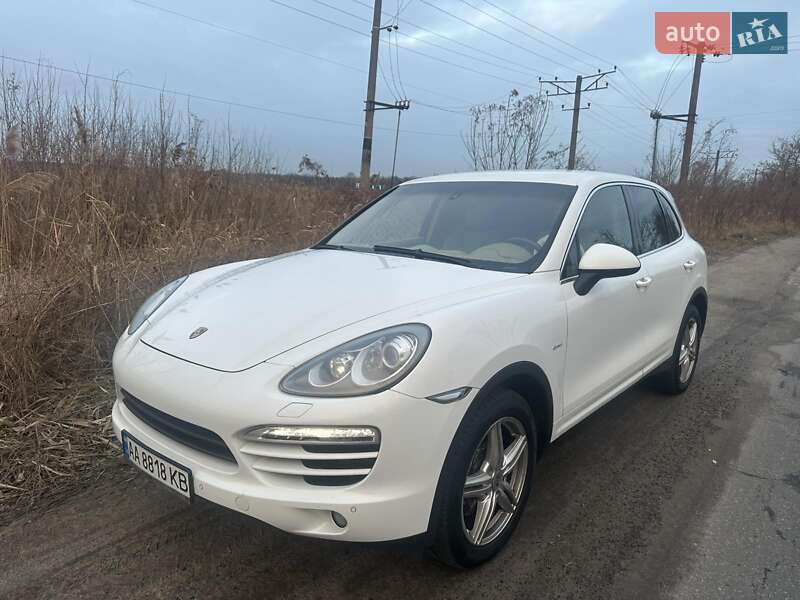 2012 porsche cayenne