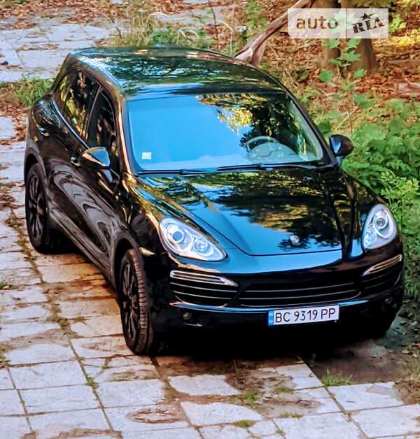 2013 porsche cayenne