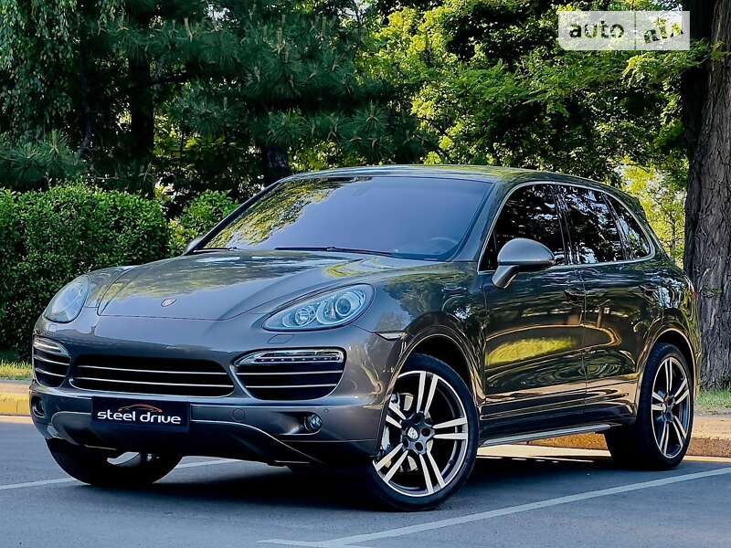 2012 porsche cayenne