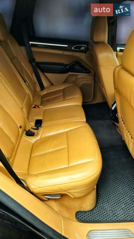 2013 porsche cayenne