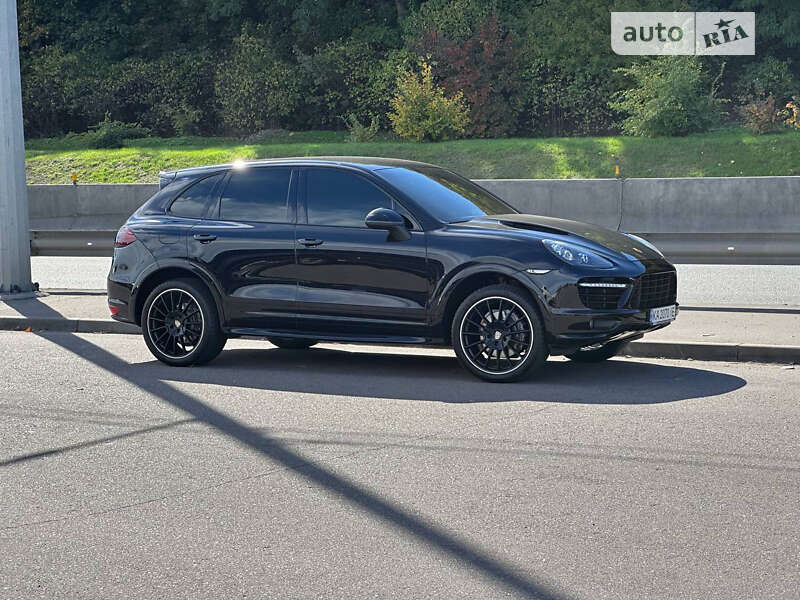 2013 porsche cayenne