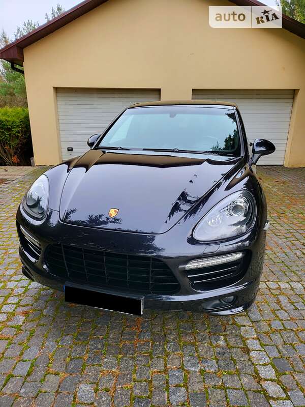 2013 porsche cayenne