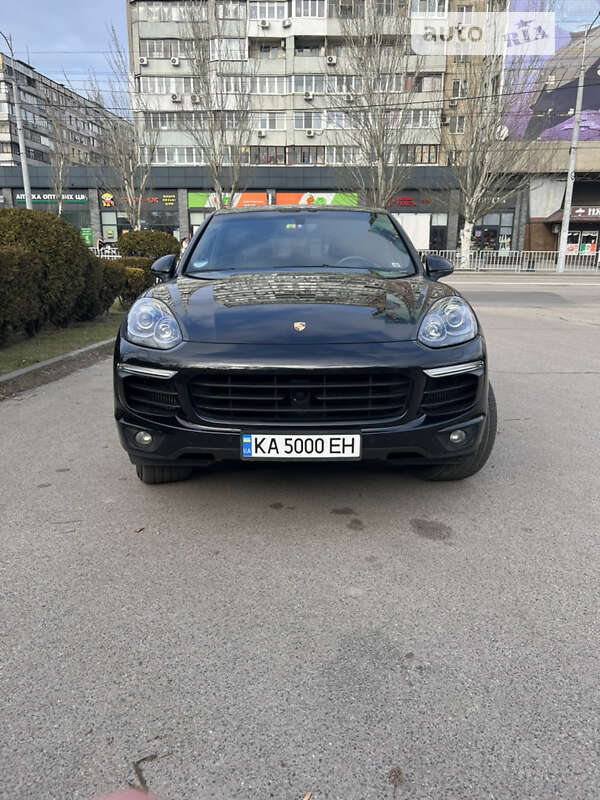 2015 porsche cayenne