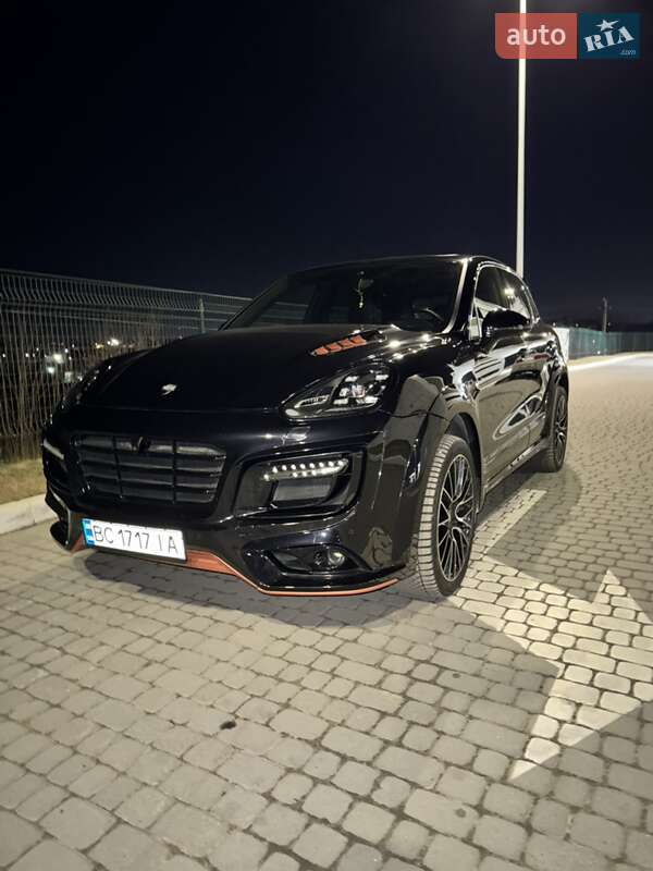 2016 porsche cayenne