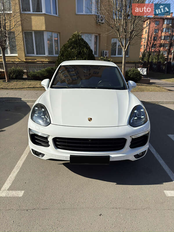 2016 porsche cayenne