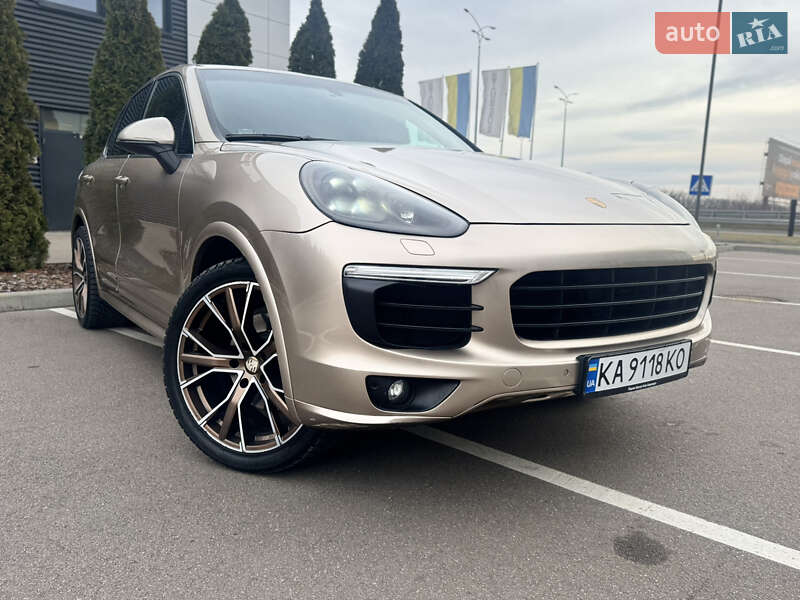2015 porsche cayenne